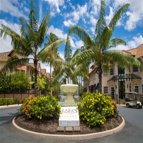 The Lakes Cairns Resort - Tourism Caloundra 15