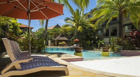The Lakes Cairns Resort - Tourism Caloundra 13