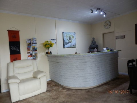 Flying Spur Motel - Tourism Caloundra 4