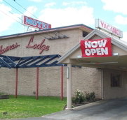 Abode Thomas Lodge - Tourism Caloundra