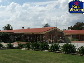  Werribee Park Motor Inn - Tourism Caloundra 0
