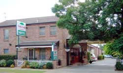 Cedar Lodge Motel - Tourism Caloundra 0