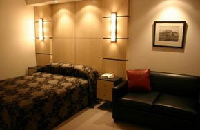 Brighton Savoy - Tourism Caloundra 0