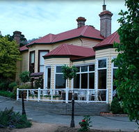 Central Springs Inn - Tourism Caloundra