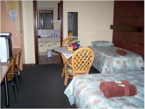 All Star Motor Inn - Tourism Caloundra 4