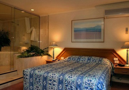 The Esplanade Motor Inn - Tourism Caloundra 0