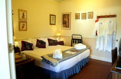 The Hughenden Boutique Hotel - Tourism Caloundra 1