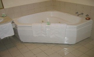 St Georges Motor Inn - Tourism Caloundra 2