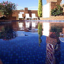 The Charles Sturt Motor Inn - Tourism Caloundra 1