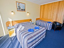 Torquay Tropicana Motel - Tourism Caloundra 1
