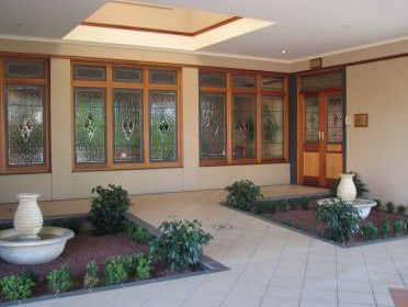 Best Western Plus All Settlers Motor Inn - Tourism Caloundra 1