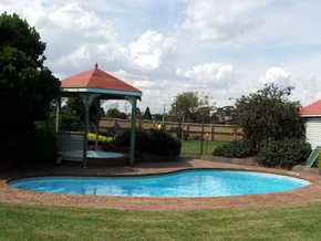  Werribee Park Motor Inn - Tourism Caloundra 1