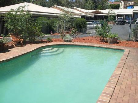 Eltham Motor Inn - Tourism Caloundra 1