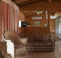 Glen Ayr Cottages - Tourism Caloundra