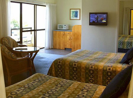 Seahaven Resort - Tourism Caloundra 0