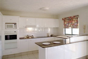 Pacific Place Apartments - Tourism Caloundra 4