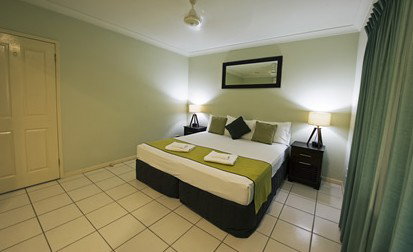 Costa Royale Beachfront Apartments - Tourism Caloundra 2