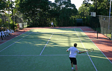 Noosa Crest Resort - Tourism Caloundra 0