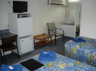 The Tree Motel - Tourism Caloundra 1