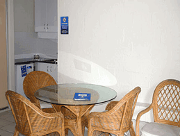 Club Surfers - Tourism Caloundra 2