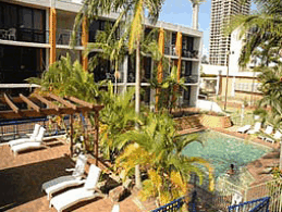 Club Surfers - Tourism Caloundra 4