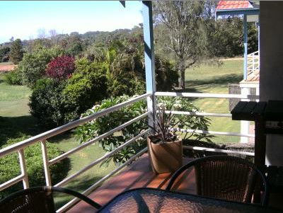 Absolute Beachfront Opal Cove Resort - Tourism Caloundra 5