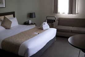 Aarons Hotel - Tourism Caloundra 2