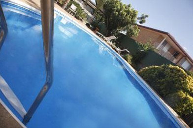 Across Country Motor Inn - Tourism Caloundra 4