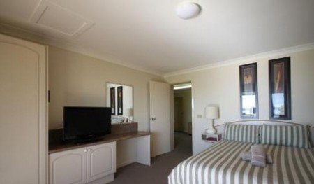 Araluen Motor Lodge - Tourism Caloundra 1