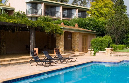 Tallawanta Lodge - Tourism Caloundra 2