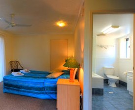 Blue Waters Motel - Tourism Caloundra 0