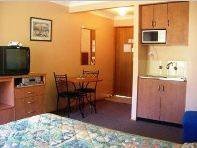 Bridge View Motel - Tourism Caloundra 1