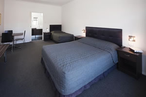 Cessnock Motel - Tourism Caloundra 3