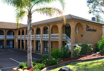 Cumberland Motor Inn - Tourism Caloundra 1