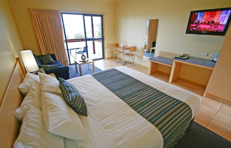 Seaview Motel & Apartments - Tourism Caloundra 5