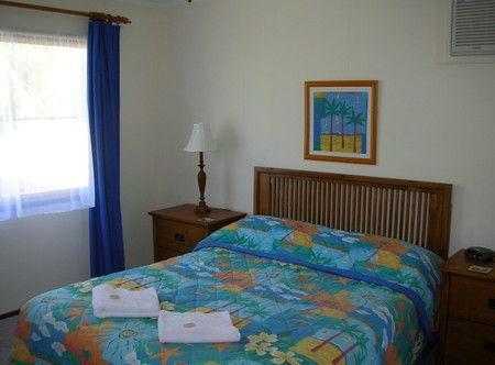 Palm View Holiday Apartments - Tourism Caloundra 1