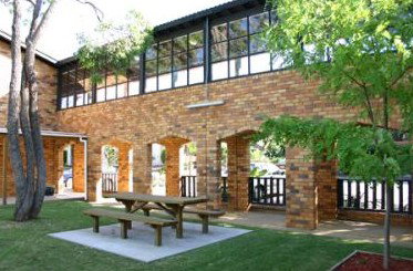 Maclin Lodge Motel - Tourism Caloundra 1