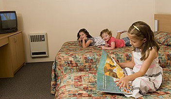 Oriana Motor Inn - Tourism Caloundra 0