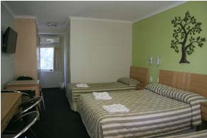 Queensgate Motel - Tourism Caloundra 2