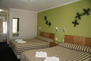 Queensgate Motel - Tourism Caloundra 4