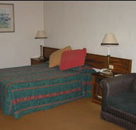 Seaton Arms Motor Inn - Tourism Caloundra