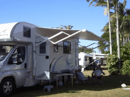 Oakwood Caravan Park - Tourism Caloundra 4