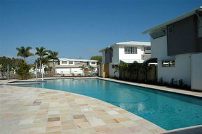 Coolum Villas - Tourism Caloundra 0
