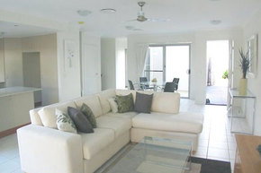 Coolum Villas - Tourism Caloundra 2