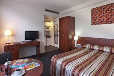 Macleay Serviced Apartment Hotel - Tourism Caloundra 1