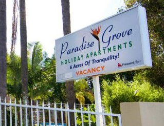 Paradise Grove Holiday Apartments - Tourism Caloundra 4