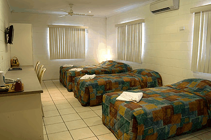 Barrier Reef Motel - Tourism Caloundra