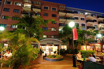 Central Brunswick Apartment Hotel - Tourism Caloundra 0