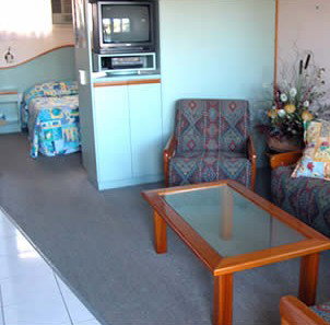 Caloundra Suncourt Motel - Tourism Caloundra 3