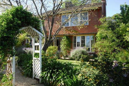 Kirkendale Bed And Breakfast - Tourism Caloundra 0